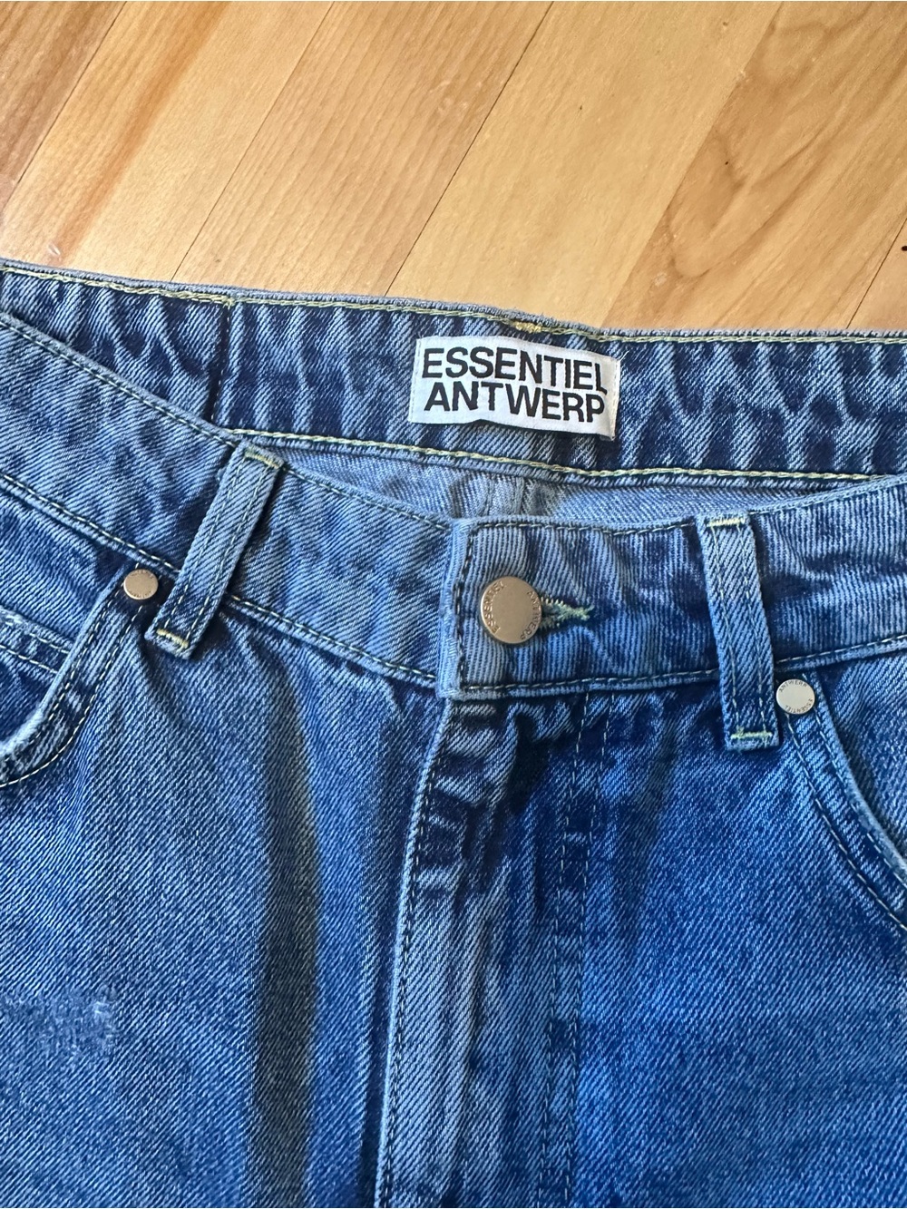 Essentiel Antwerp Barrel Jeans Size 26 - Picture 3 of 5